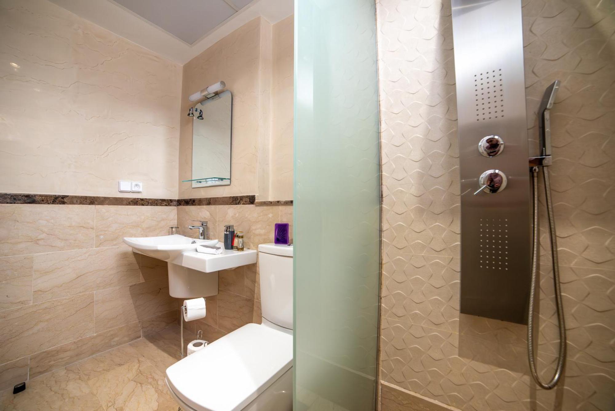 Luxury Seafront 101sqm With 2 Bedrooms And Wi-fi Unlimited