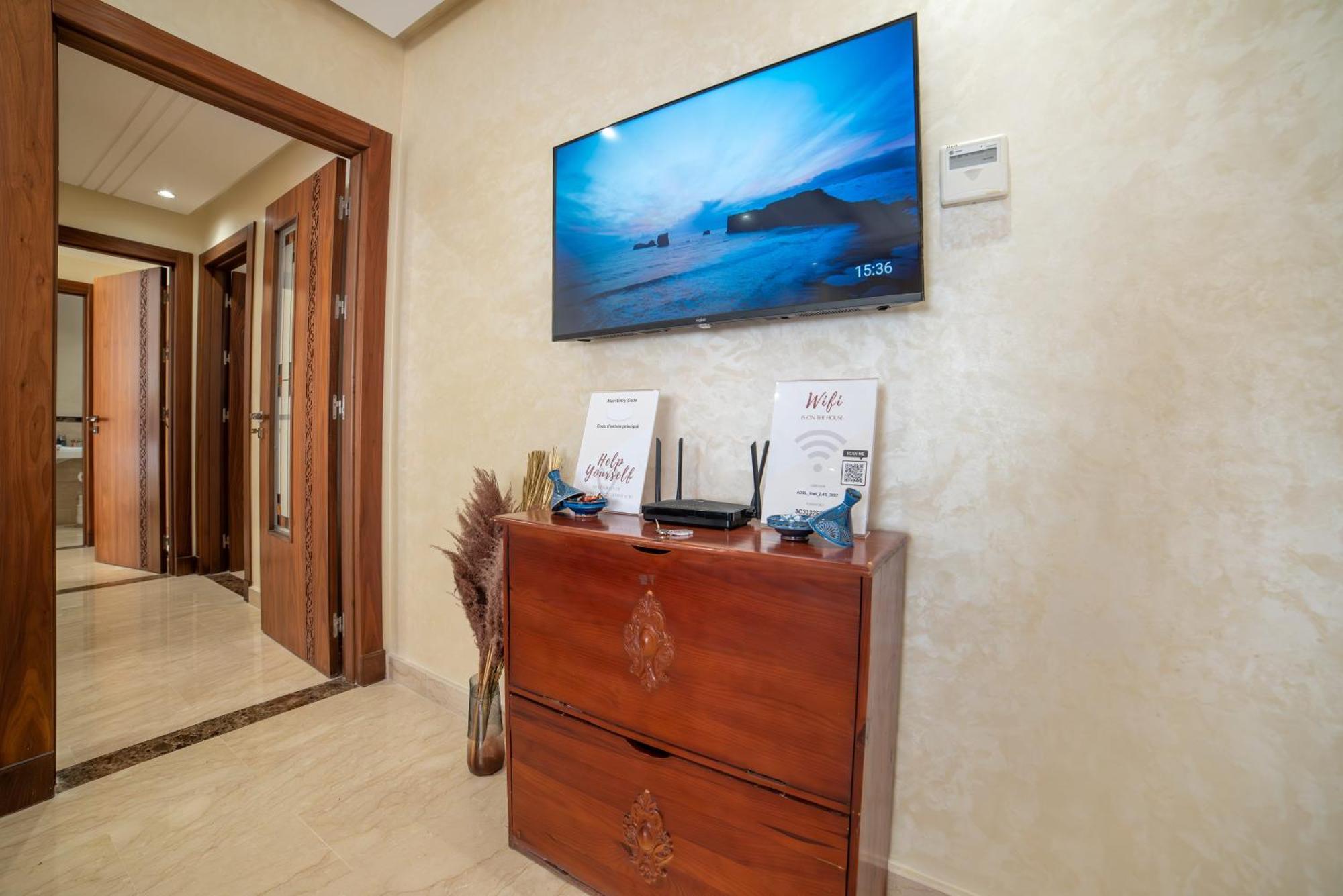 Luxury Seafront 101sqm With 2 Bedrooms And Wi-fi Unlimited Apartment Agadir