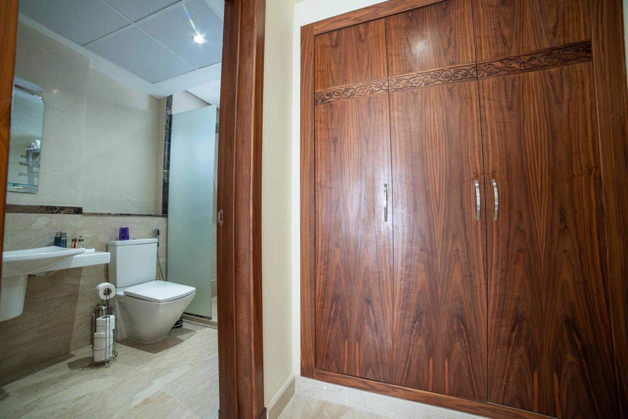 Luxury Seafront 101sqm With 2 Bedrooms And Wi-fi Unlimited
